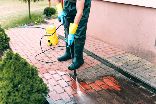 Why Choose Our Certified Pressure Washing Experts for Your Project Needs in Harahan, LA?